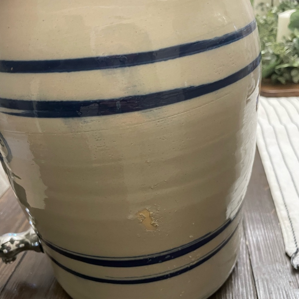 Marshall Pottery Vintage Stoneware Butter Churn Crock, and Drink Despencer Crock - Picture 6 of 7